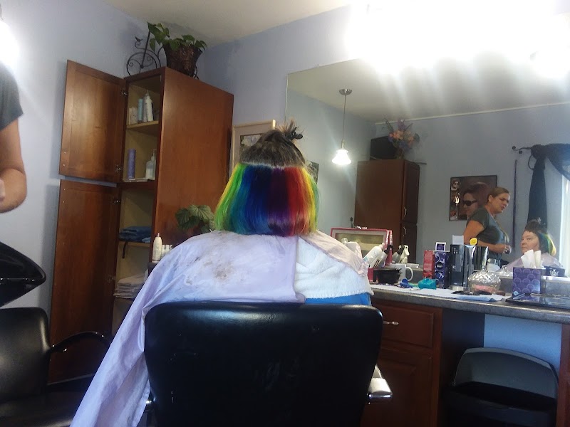 Jules Salon photo 4