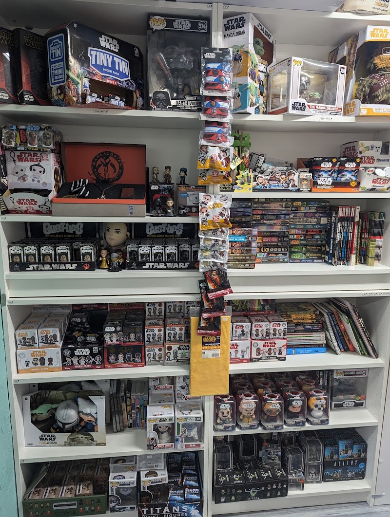 New Journeys Books & More photo 3