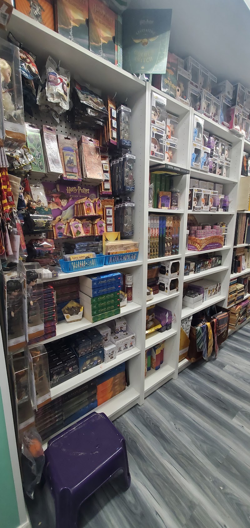 New Journeys Books & More photo 2