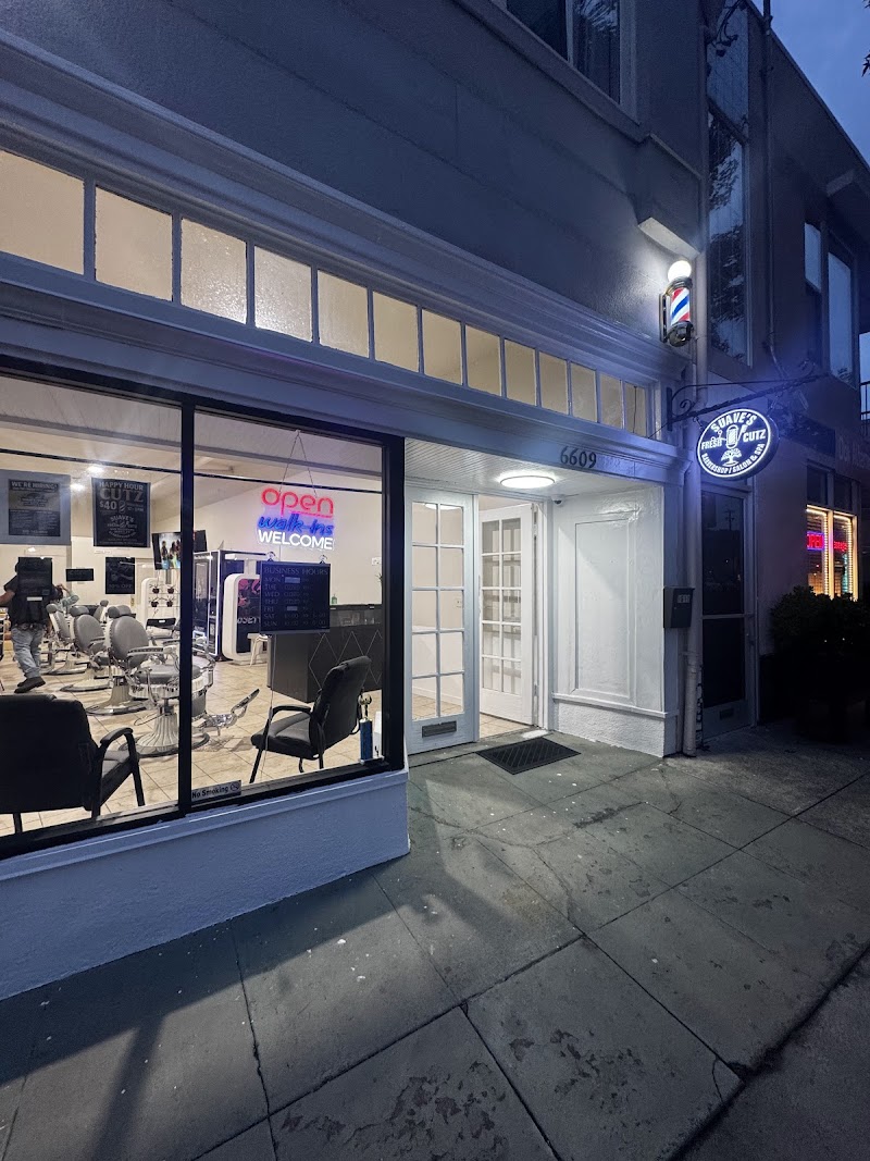 Suave's Fresh Cutz Barbershop & Salon photo 3