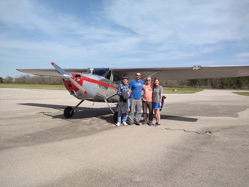 Houston County Airport-DKR photo 3