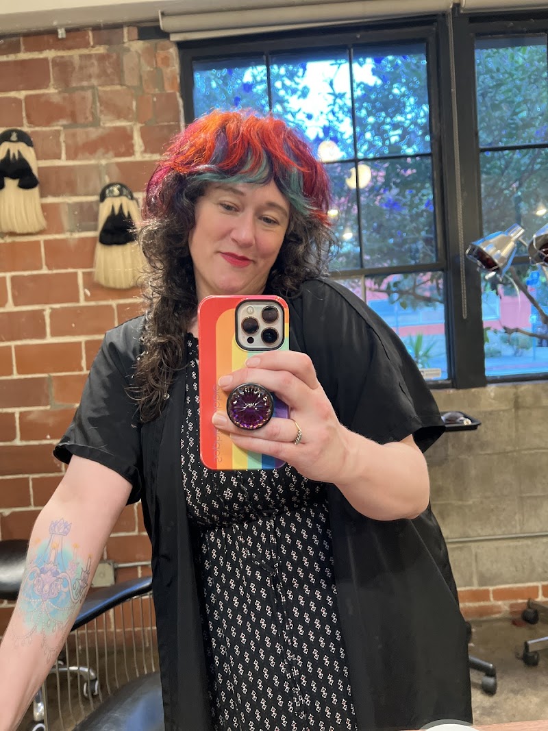 New Florence Salon photo 3