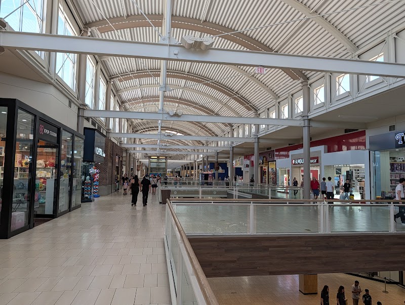 Arrowhead Towne Center photo 3