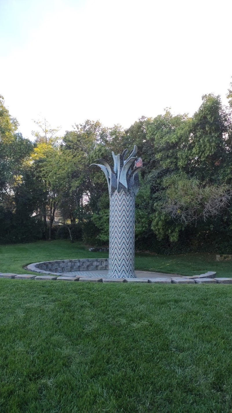 Butterfly Pillar photo 5