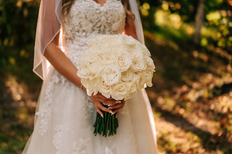 Enchanted Design and Floral photo 4