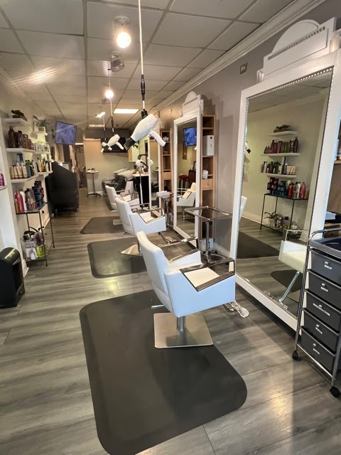 Princesa's Beauty Salon photo 2