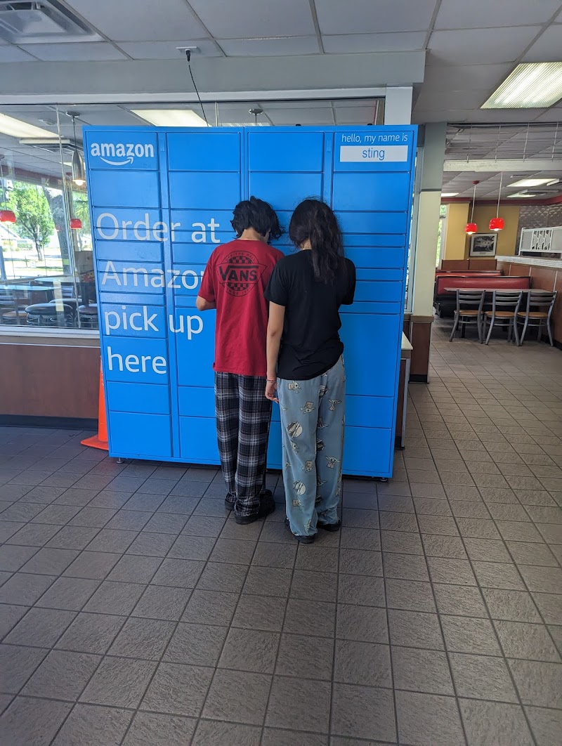 Photo of Amazon Locker - Sting