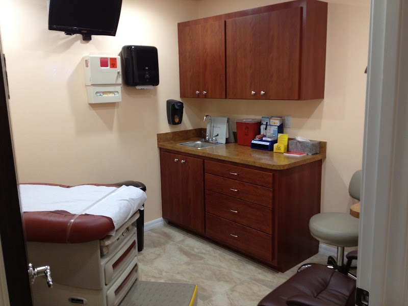 Absolute Healthcare LLC photo 2
