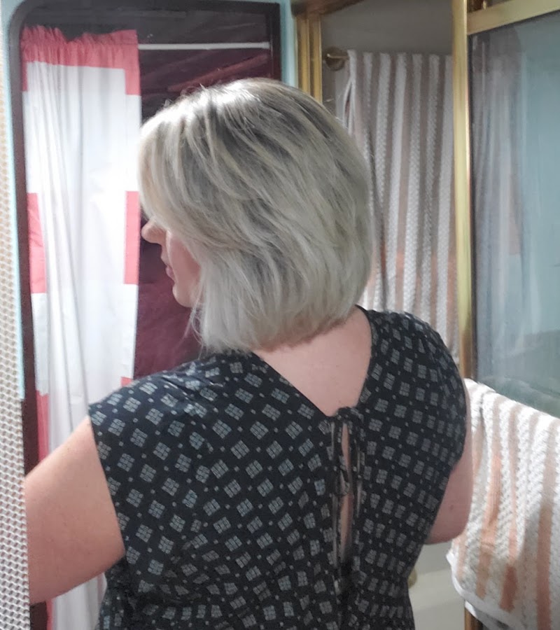 HOT LOCKS HAIR SALON photo 3