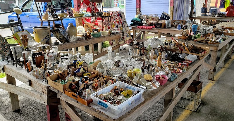 Swap-O-Rama's Webster Westside Flea Market photo 3