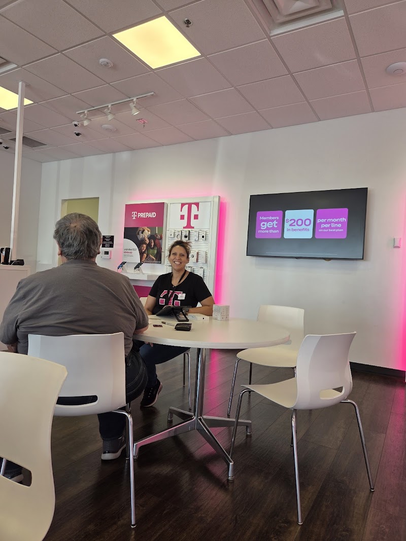 T-Mobile Authorized Retailer photo 5