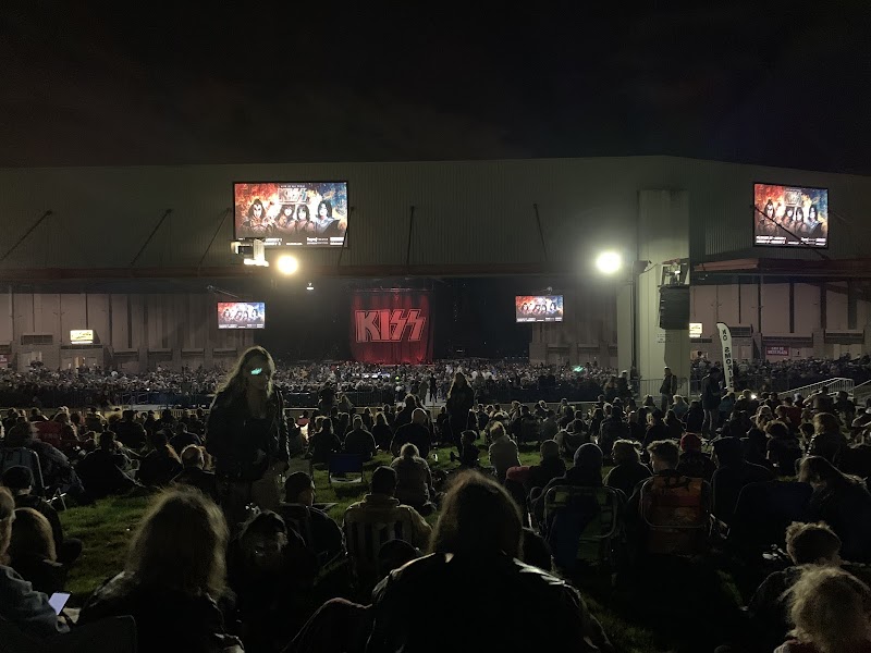 Cascades Amphitheater photo 3