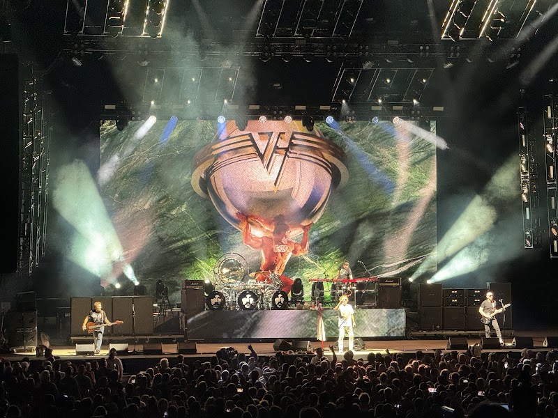 Cascades Amphitheater photo 4