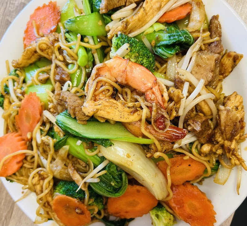 Pho King Eggroll II LLC photo 4