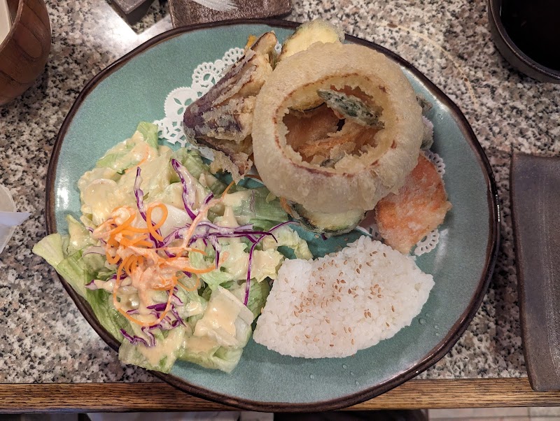 Serika Sushi Restaurant photo 5