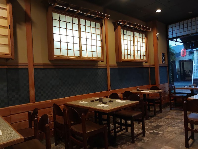 Serika Sushi Restaurant photo 4