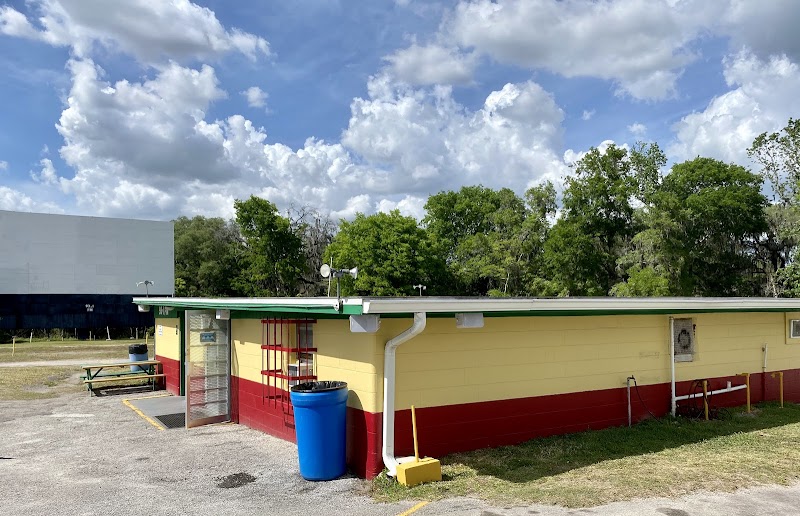 Joy-Lan Drive in & Swap Shop photo 5