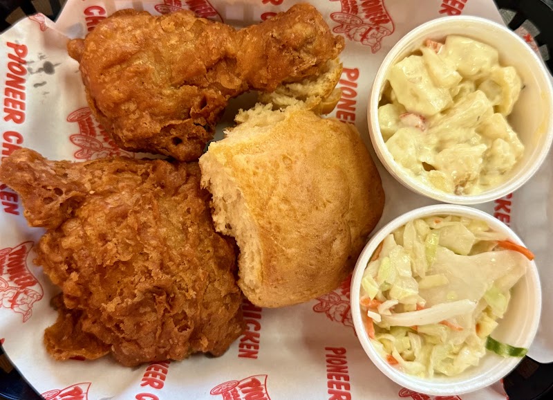 Pioneer Chicken photo 3