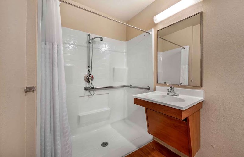 Extended Stay America Select Suites- Jacksonville - North photo 3