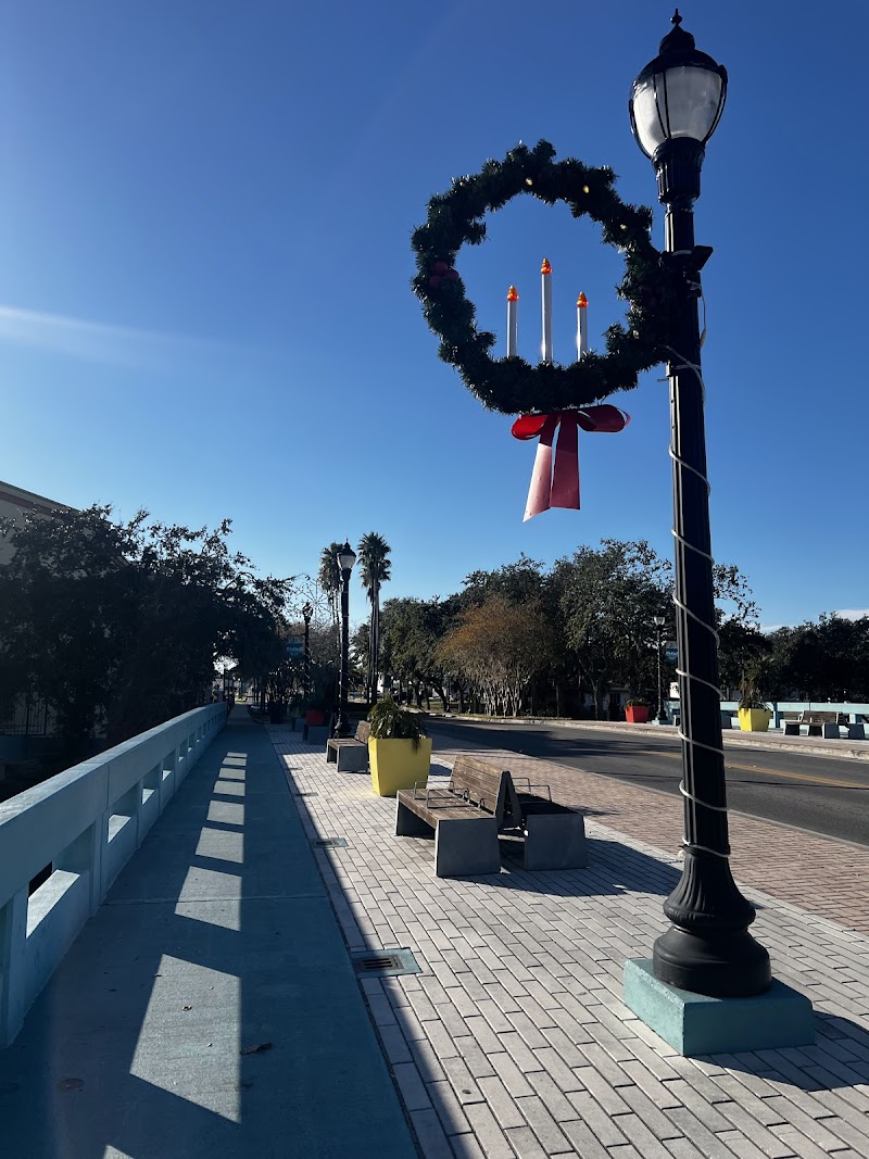 Photo of Main St Bridge
