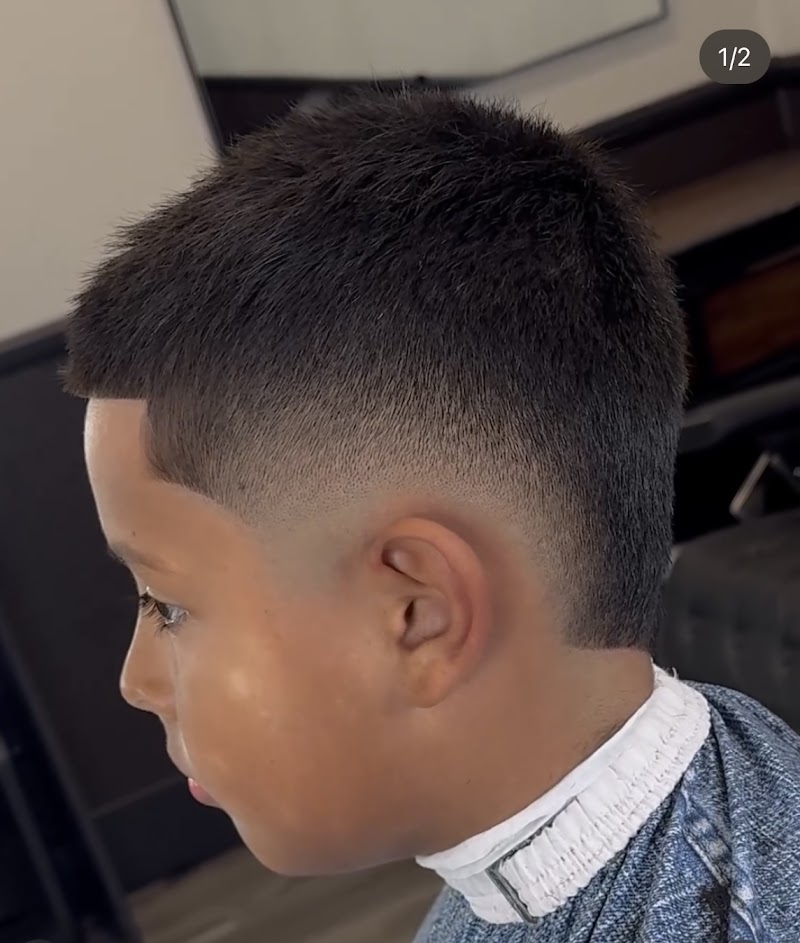 Luxe Barber Studio photo 2