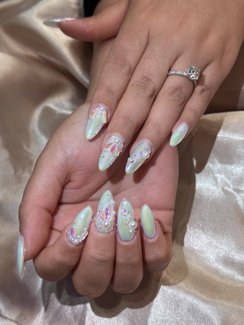 Cutiecures Nail Salon photo 2