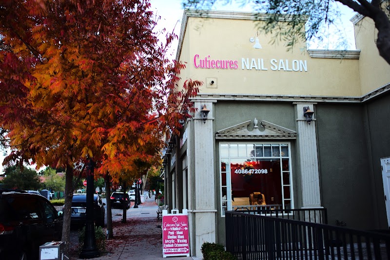 Cutiecures Nail Salon photo 4
