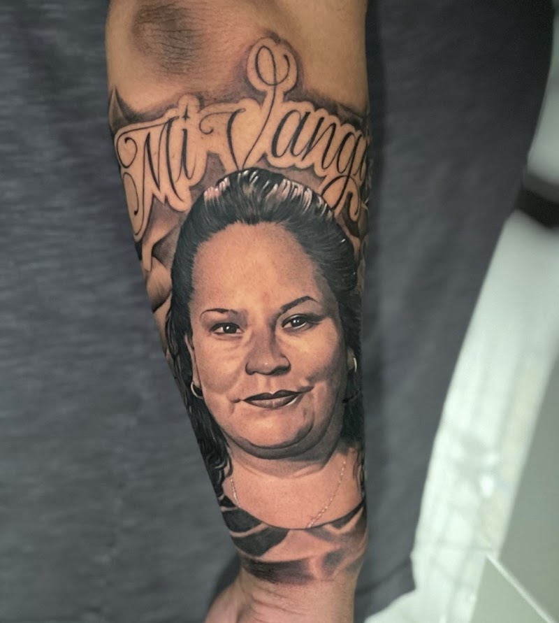 Monarca Tattoo Studio photo 4