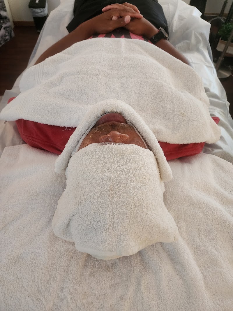 Photo of 2GORJIS Integrated Health & Wellness~Face, Body & Makeup