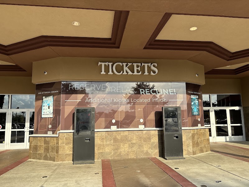 Epic Theatres of Clermont photo 3
