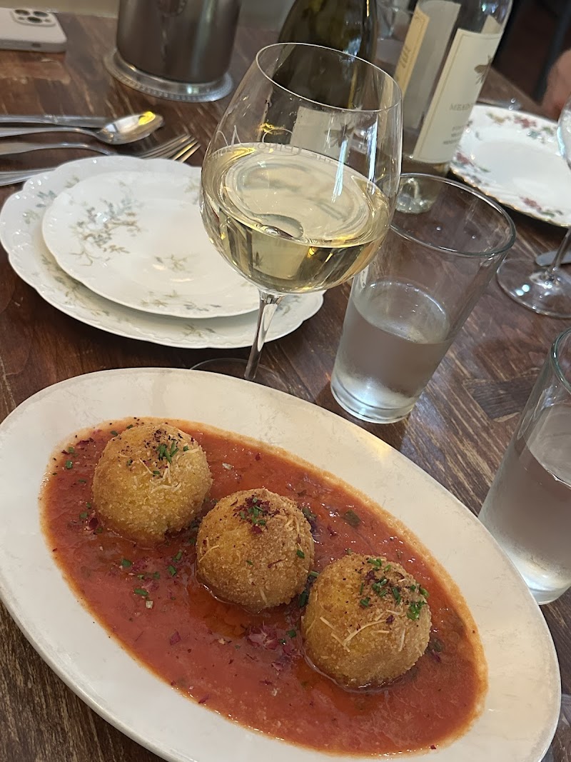 Sonoma Wine Shop / La Bodega Kitchen photo 5