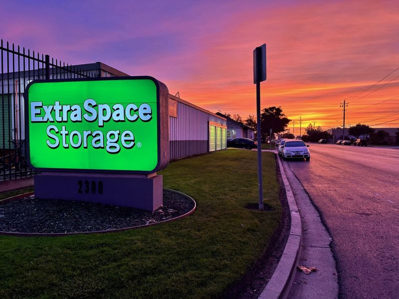 Extra Space Storage photo 2