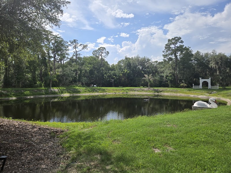 Lake Louisa Chateau photo 5