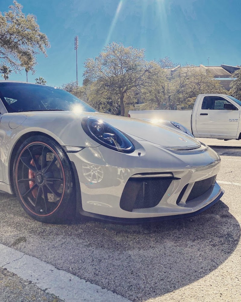 Bay To Coast Cleaning Inc | Wax Detailing, Car Vacuum Cleaning, Mobile Auto Detailing & Car Wash Service in St.Pete FL photo 3