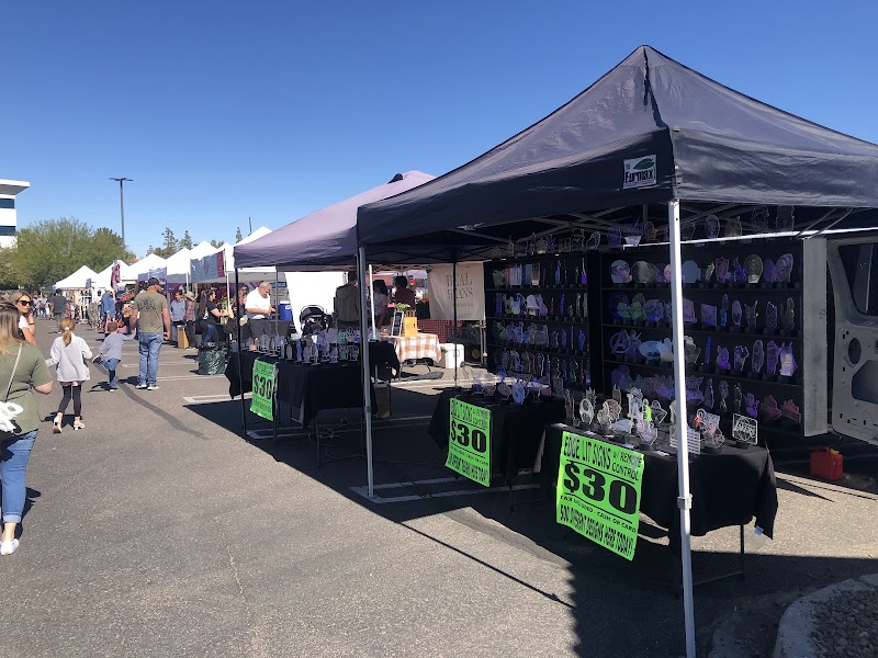 Photo of Momma's Organic Market (Get Local AZ Farmers Markets)
