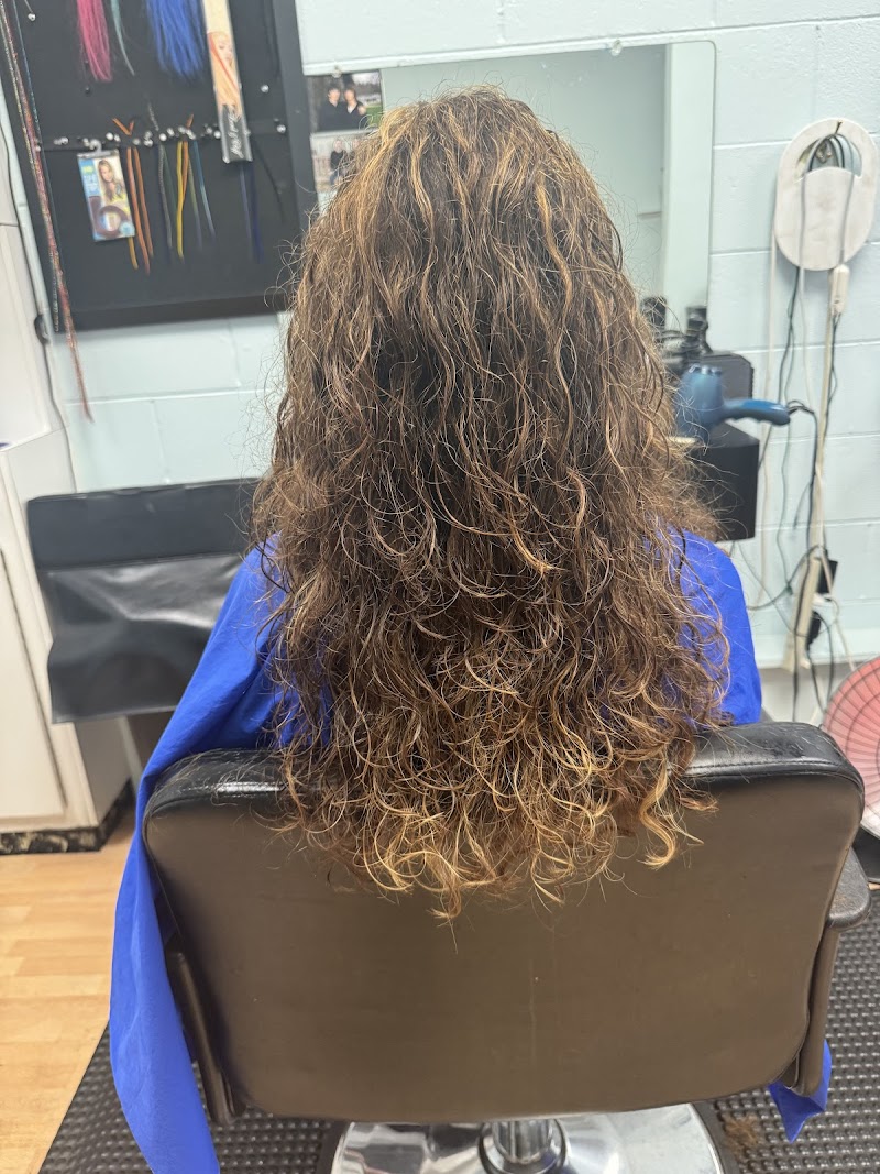 Shear Innovations Family Hair Salon photo 5