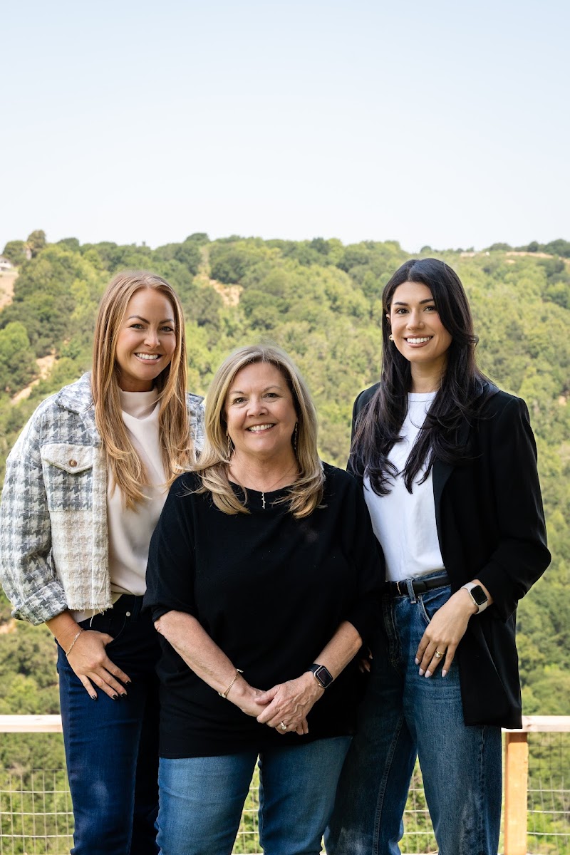 Photo of Evolve Real Estate, Leslie Peterson Team TOP CASTRO VALLEY AND EAST BAY REALTORS