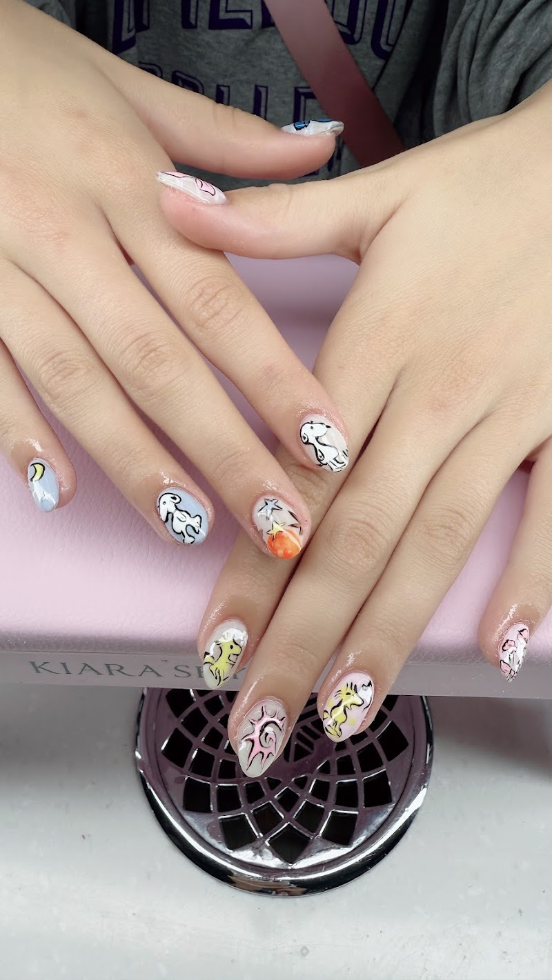 Photo of Clover Nails