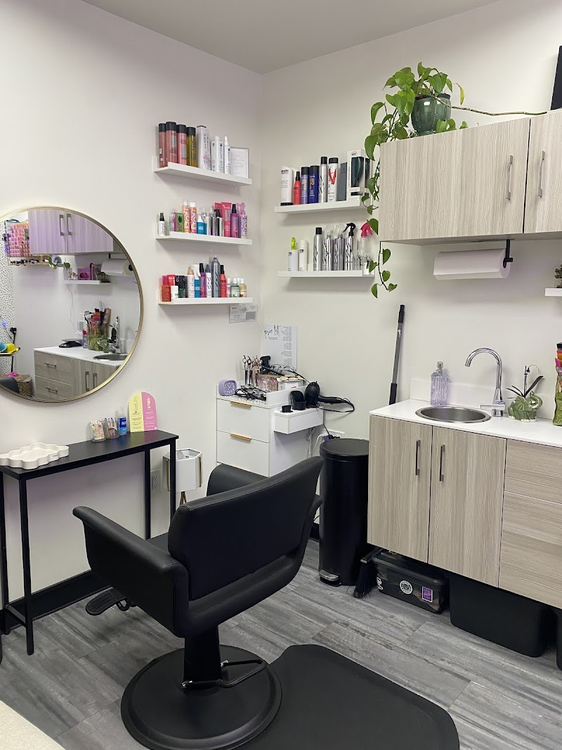 Blooming Roots Salon photo 2