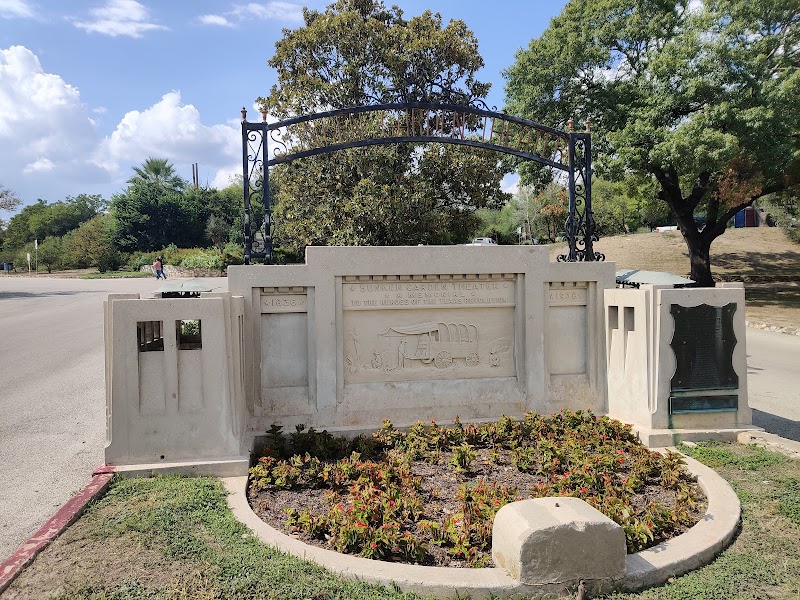 Sunken Garden Theater photo 4