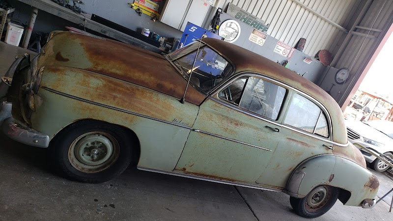 Universal Body Shop photo 2