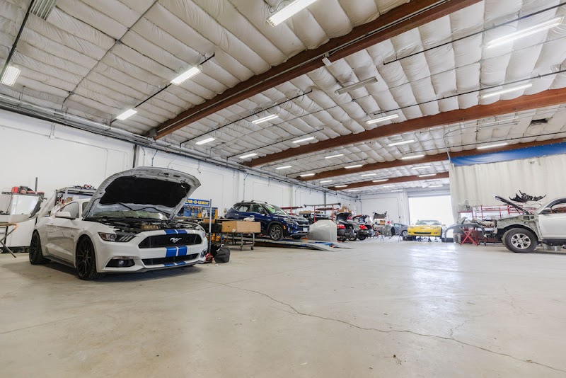 Crash Champions LUXE | EV Certified Repair Rohnert Park West photo 2
