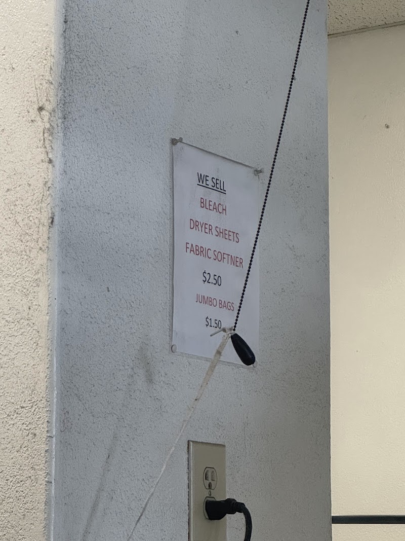 Laundromat photo 5