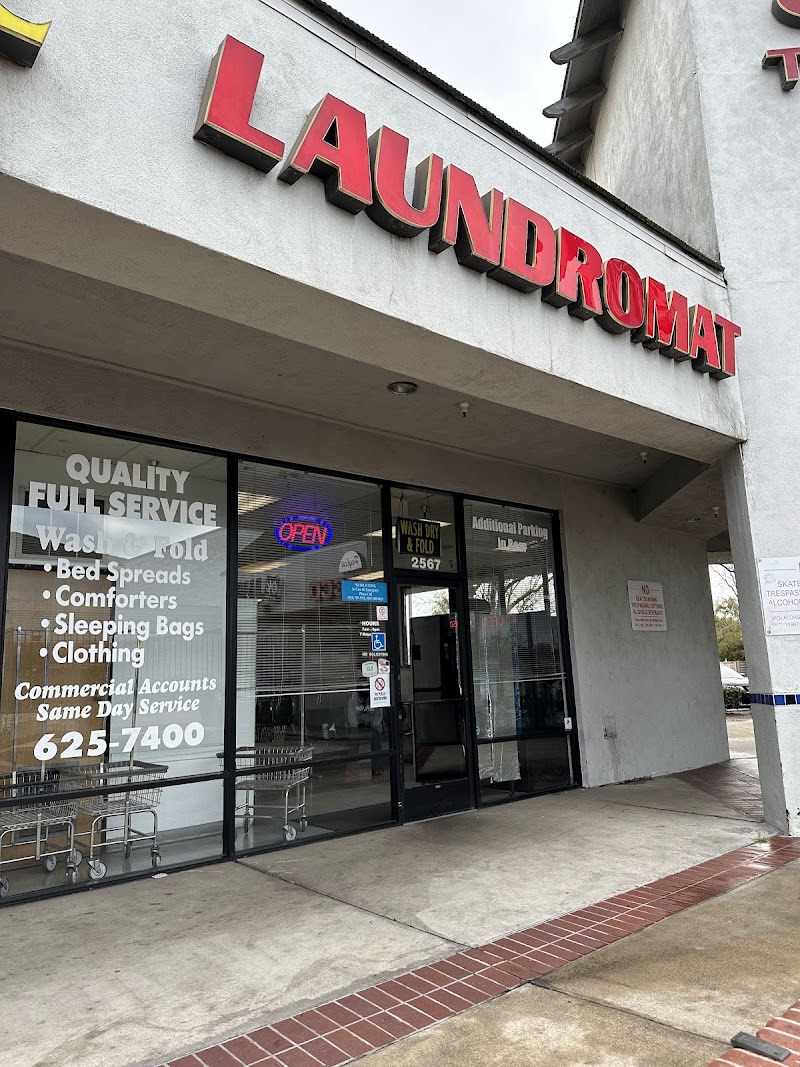 Laundromat photo 2
