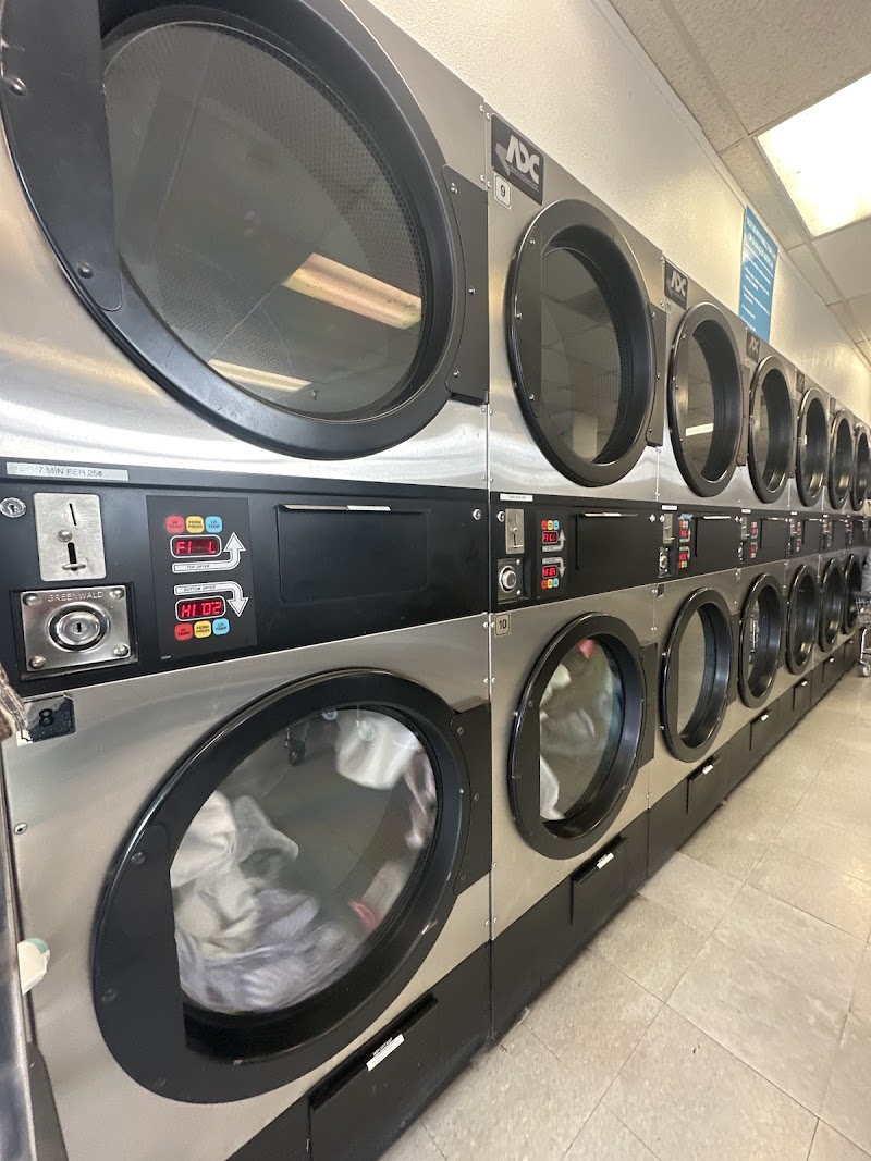 Laundromat photo 3