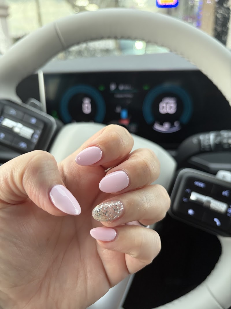 HP Nails Spa photo 5