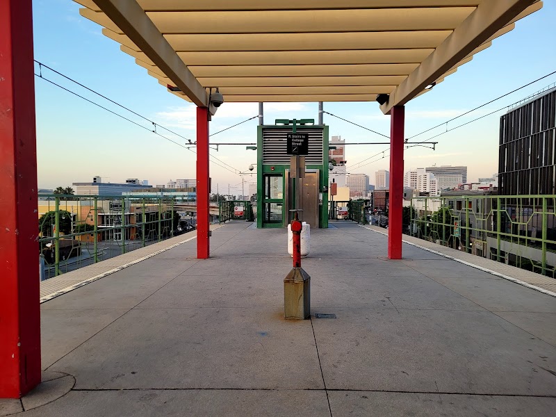 Chinatown Station photo 3