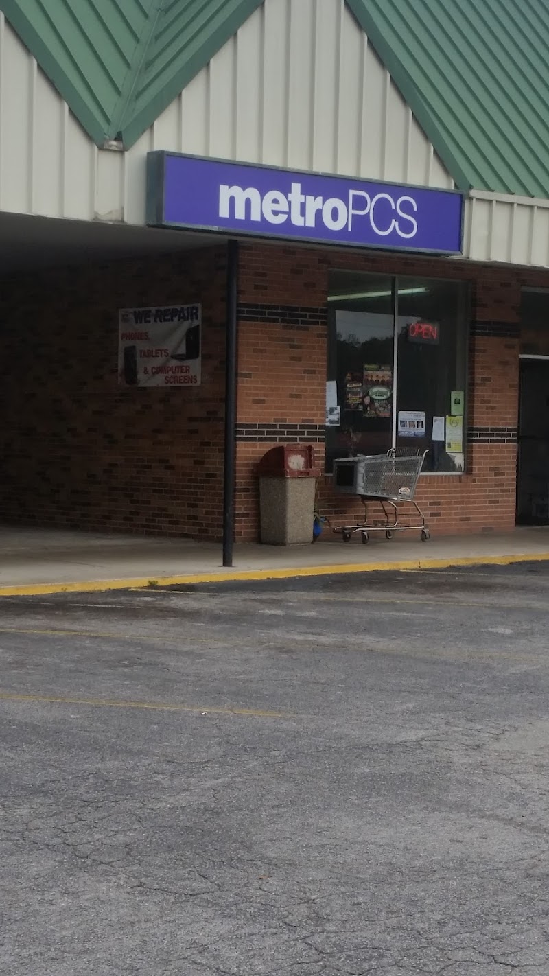 Strawberry Hill Shopping Center photo 5