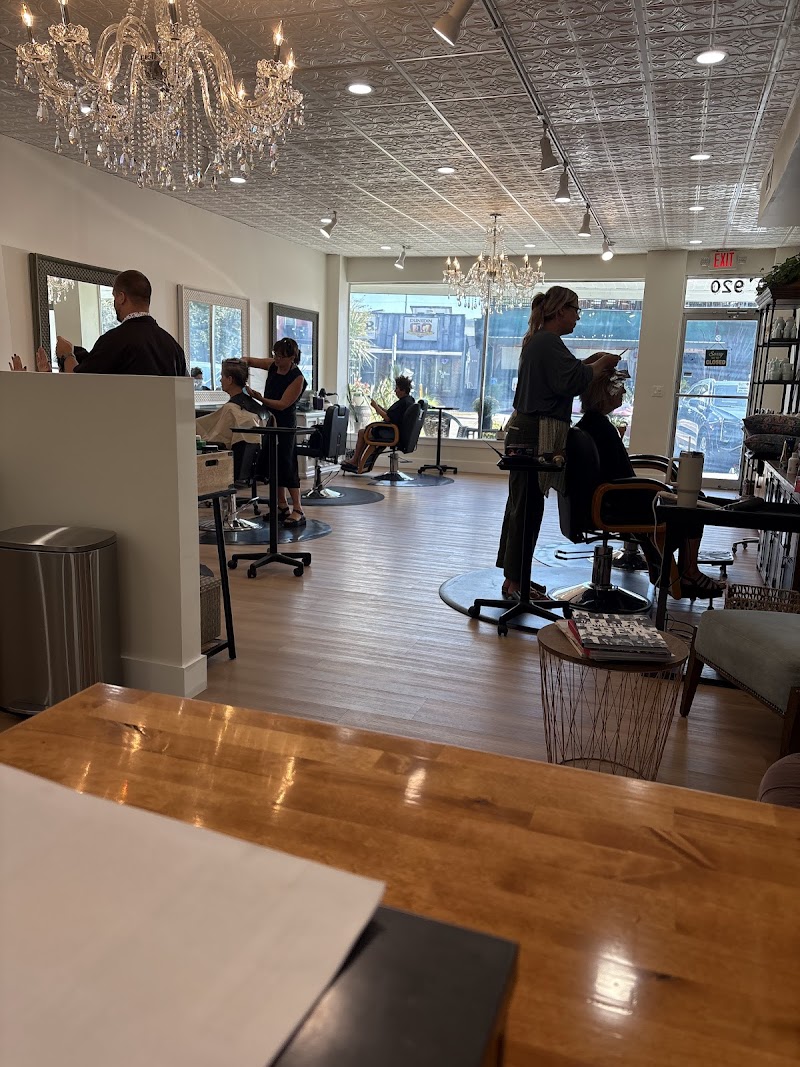 Ea McGill's Salon & Barbery photo 5
