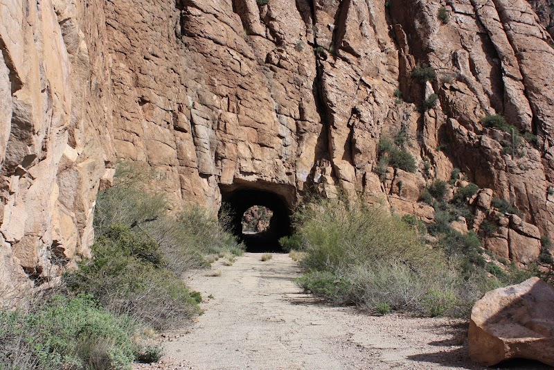 Tunnel photo 5